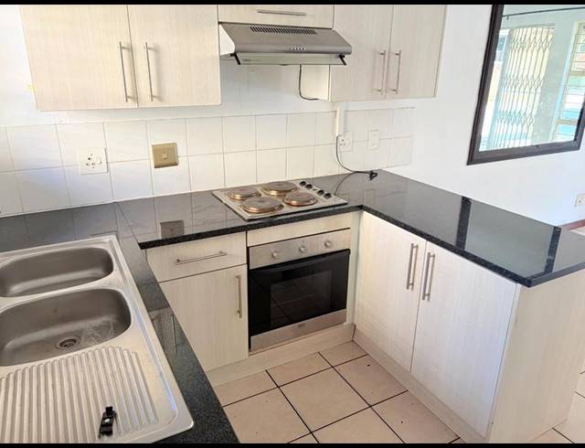 3 BEDROOM PROPERTY TO RENT IN WILGEHEUWEL